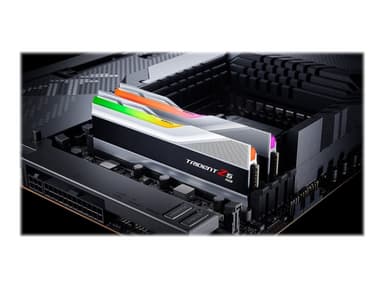 G.Skill Trident Z5 RGB - DDR5 - sats - 32 GB: 2 x 16 GB - DIMM 288-pin - 6000 MHz / PC5-48000 - CL36 - 1.35 V - ej buffrad - icke ECC - silver-metallic
